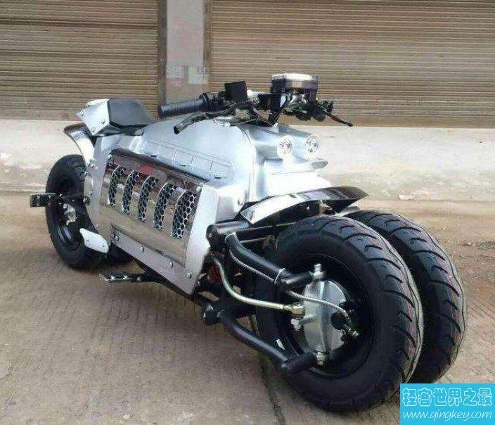 世界上最快的摩托车，简直就是蝙蝠侠战车与蝙蝠摩托的合体