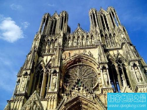 世界上最著名的哥特式建筑排行，感受西方最古老的哥特式建筑