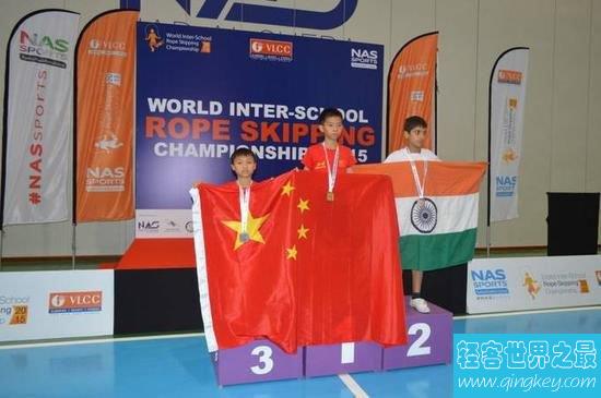 跳绳世界纪录竟然是广州的小学生保持的 自古英雄出少年
