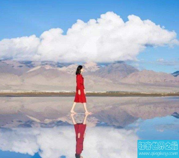 世界最大的咸水湖在中国，也是中国最大的内陆湖