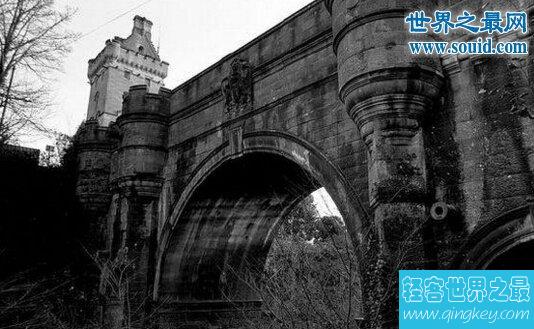 苏格兰鬼桥欧沃顿桥的秘密，600只爱犬离奇跳桥自杀事件