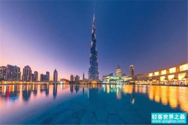 世界上最高的塔是哪一个 迪拜的标志建筑之一
