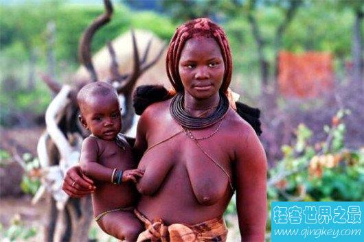 世界最原始部落，加拉瓦部落女性以赤裸为美