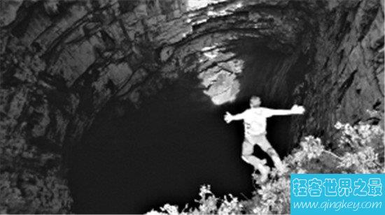 墨西哥燕子洞 世界上最深最大的天然天坑 无数探险者向往的地方